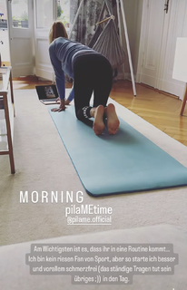 Alina Merkau feet photo thumbnail