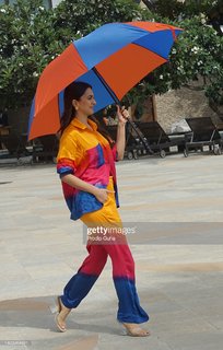 Kiara Advani feet photo thumbnail
