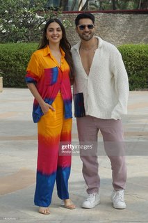 Kiara Advani feet photo thumbnail