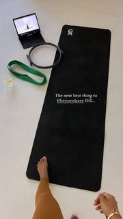 Rochelle Humes feet photo thumbnail