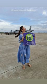 Tamannaah Bhatia feet photo thumbnail