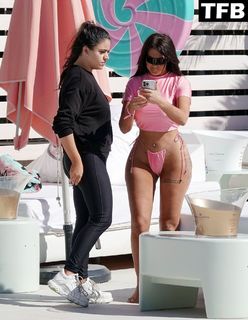 Chloe Ferry feet photo thumbnail