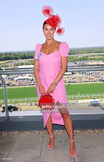 Ferne McCann feet photo thumbnail