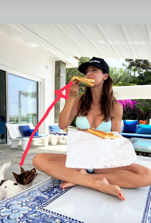 Elisabetta Canalis feet photo thumbnail