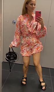 Paulina Sykut feet photo thumbnail