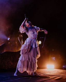 Aurora Aksnes feet photo thumbnail