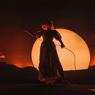 Aurora Aksnes feet photo thumbnail