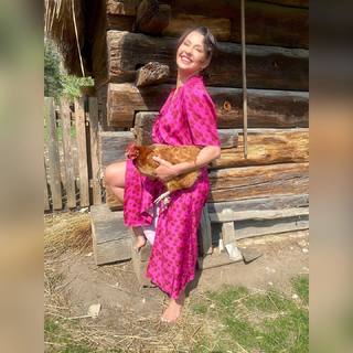 Anna Popek feet photo thumbnail