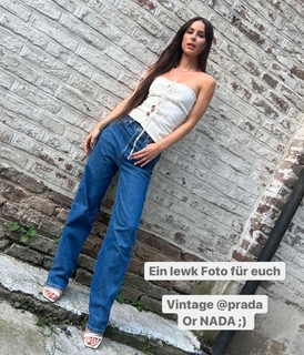 Lena Meyer-Landrut feet photo thumbnail