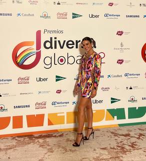 Cristina Pedroche feet photo thumbnail