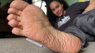 Deedee Rican feet photo thumbnail