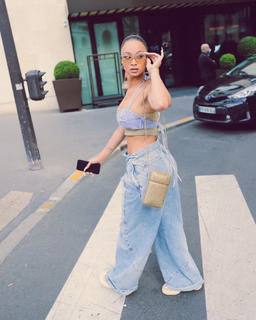 Draya Michele feet photo thumbnail