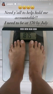 Julieanna Marie Goddard feet photo thumbnail