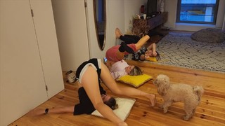 Rachel Ballinger feet photo thumbnail