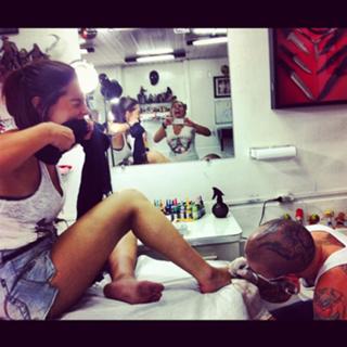 Giovanna Lancellotti feet photo thumbnail