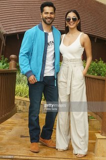 Kiara Advani feet photo thumbnail