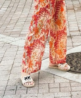 Nicole Neumann feet photo thumbnail
