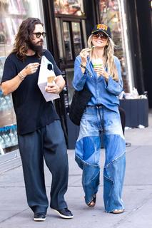 Heidi Klum feet photo thumbnail