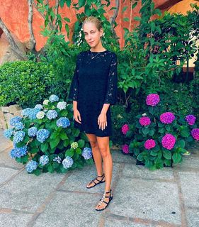 Doukissa Nomikou feet photo thumbnail