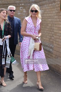 Holly Willoughby feet photo thumbnail