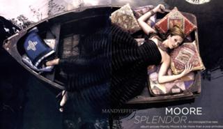 Mandy Moore feet photo thumbnail