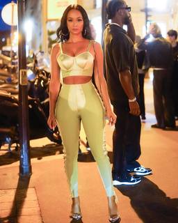 Draya Michele feet photo thumbnail