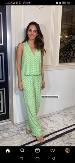 Kiara Advani feet photo thumbnail