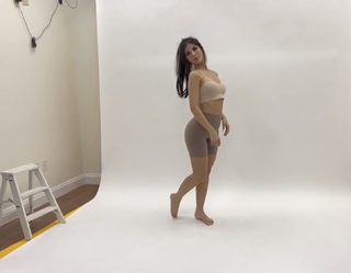 Alia Shelesh feet photo thumbnail