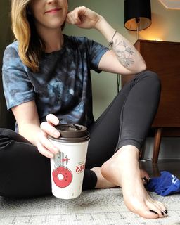 Sloan feet photo 5