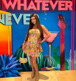 Chanel West Coast feet photo thumbnail