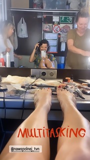 Joanna Jablczynska feet photo thumbnail