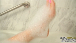 Ai Shinozaki feet photo thumbnail