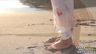 Ai Shinozaki feet photo thumbnail