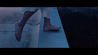 Sydney Sweeney feet photo thumbnail