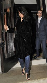 Penélope Cruz feet photo thumbnail