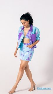 Taapsee Pannu feet photo thumbnail