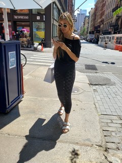 Heidi Klum feet photo thumbnail