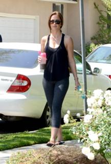 Minka Kelly feet photo thumbnail