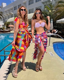 Lili Estefan feet photo thumbnail