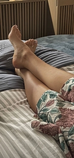 Tania Rincón feet photo thumbnail