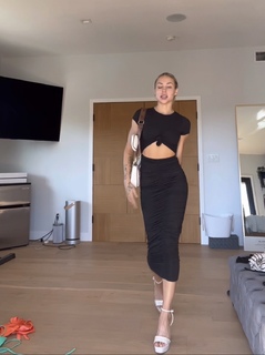 Charly Jordan feet photo thumbnail