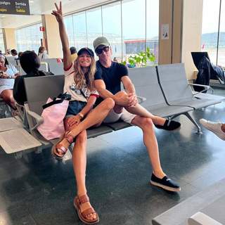Anna Lewandowska feet photo thumbnail