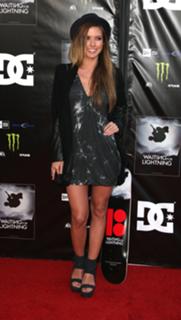 Audrina Patridge feet photo thumbnail