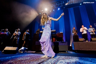 Joss Stone feet photo thumbnail