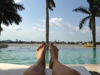 Adriana Lima feet photo thumbnail