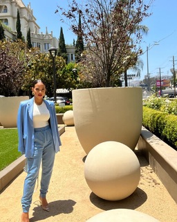 Christina Milian feet photo thumbnail