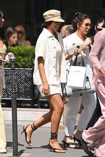 Rochelle Humes feet photo thumbnail
