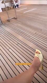 Katharine McPhee feet photo thumbnail
