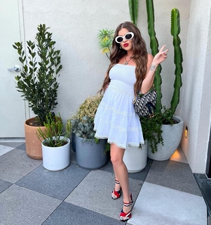Chanel West Coast feet photo thumbnail