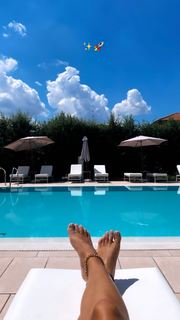 Giorgia Crivello feet photo thumbnail